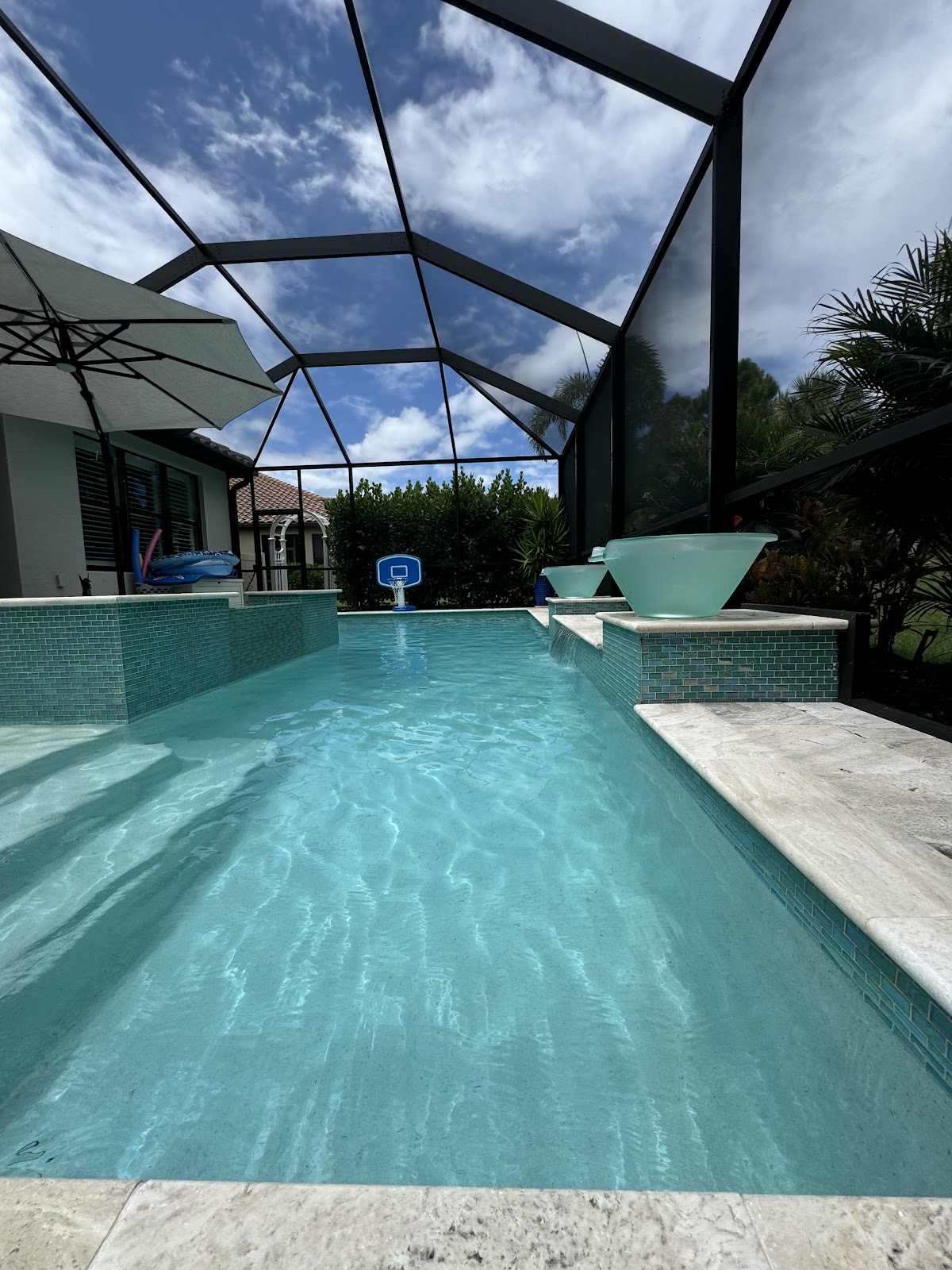 Fins Up Pool Care in Lakewood Ranch, FL