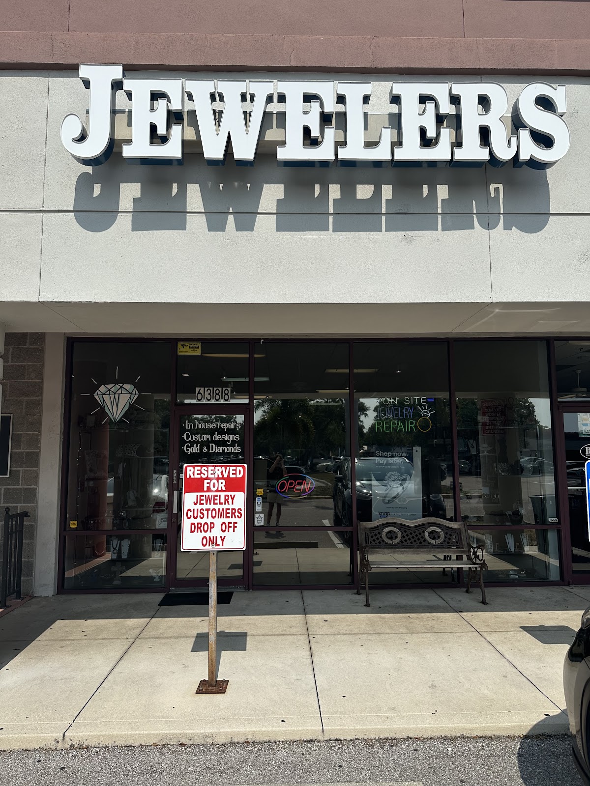 University Park Jewelers in Lakewood Ranch, FL