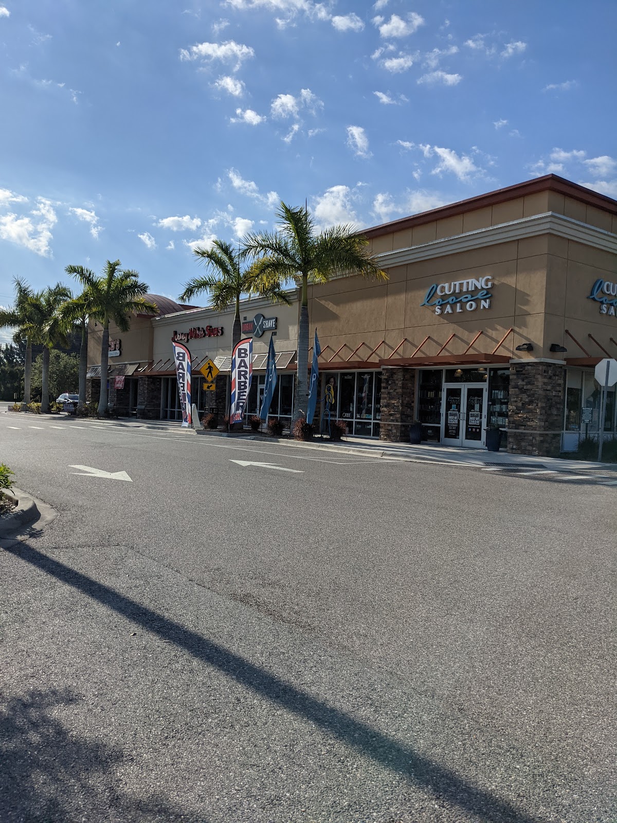 Cutting Loose Salon Lakewood Ranch in Lakewood Ranch, FL