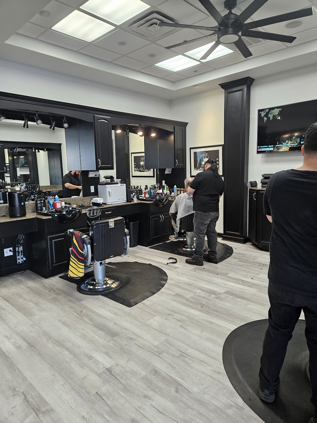 Modern Gents Premier Barbershop & Bar in Lakewood Ranch, FL