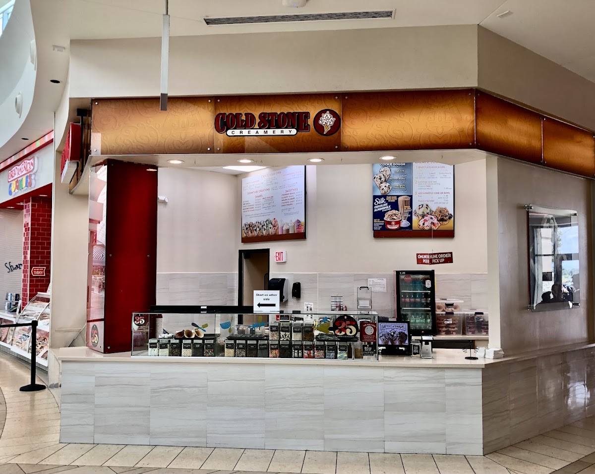 Cold Stone Creamery in Lakewood Ranch, FL