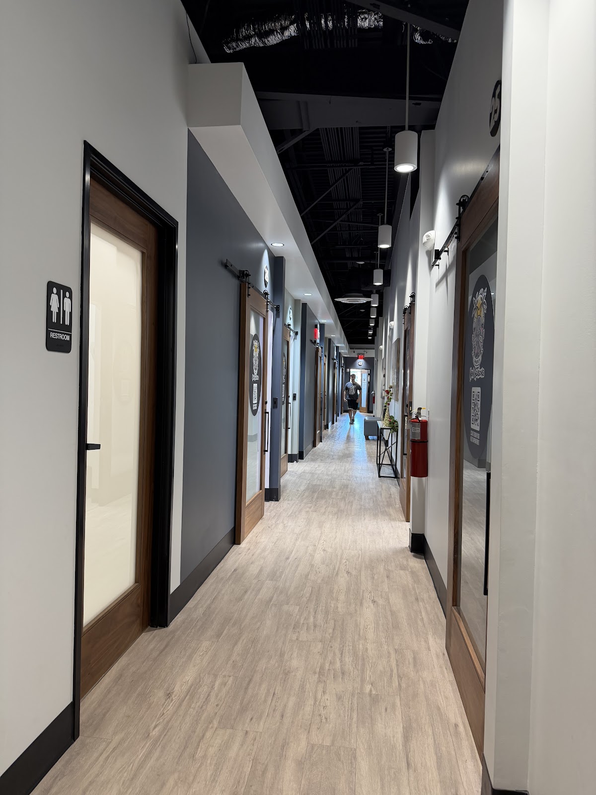 New Seasons Barbershop in Lakewood Ranch, FL