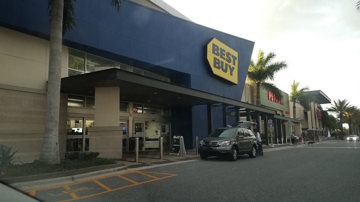 Best Buy in Lakewood Ranch, FL