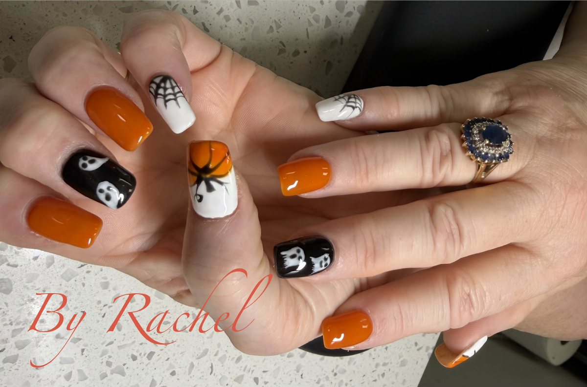 Lavish Nail Lounge in Lakewood Ranch, FL