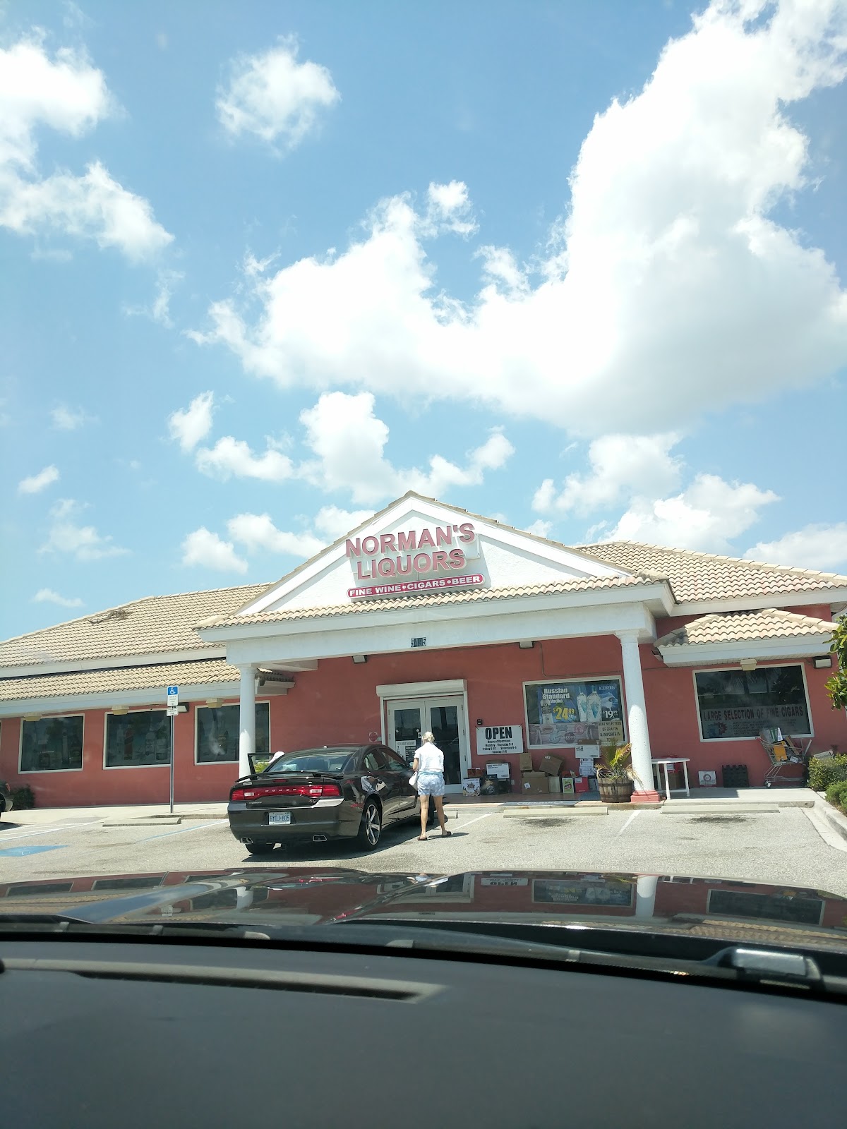 Norman's Liquors Fine Wines Beers & Cigars in Lakewood Ranch, FL