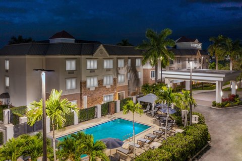 Courtyard by Marriott Sarasota at University Town Center in Lakewood Ranch, FL