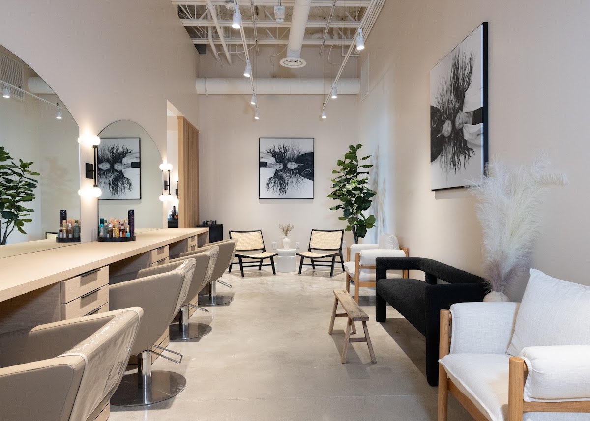 Modish Salon in Lakewood Ranch, FL