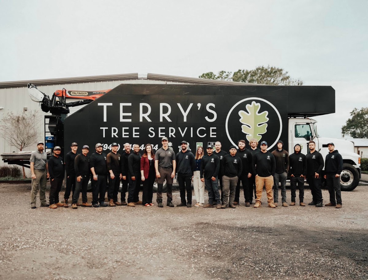 Terry's Tree Service in Lakewood Ranch, FL