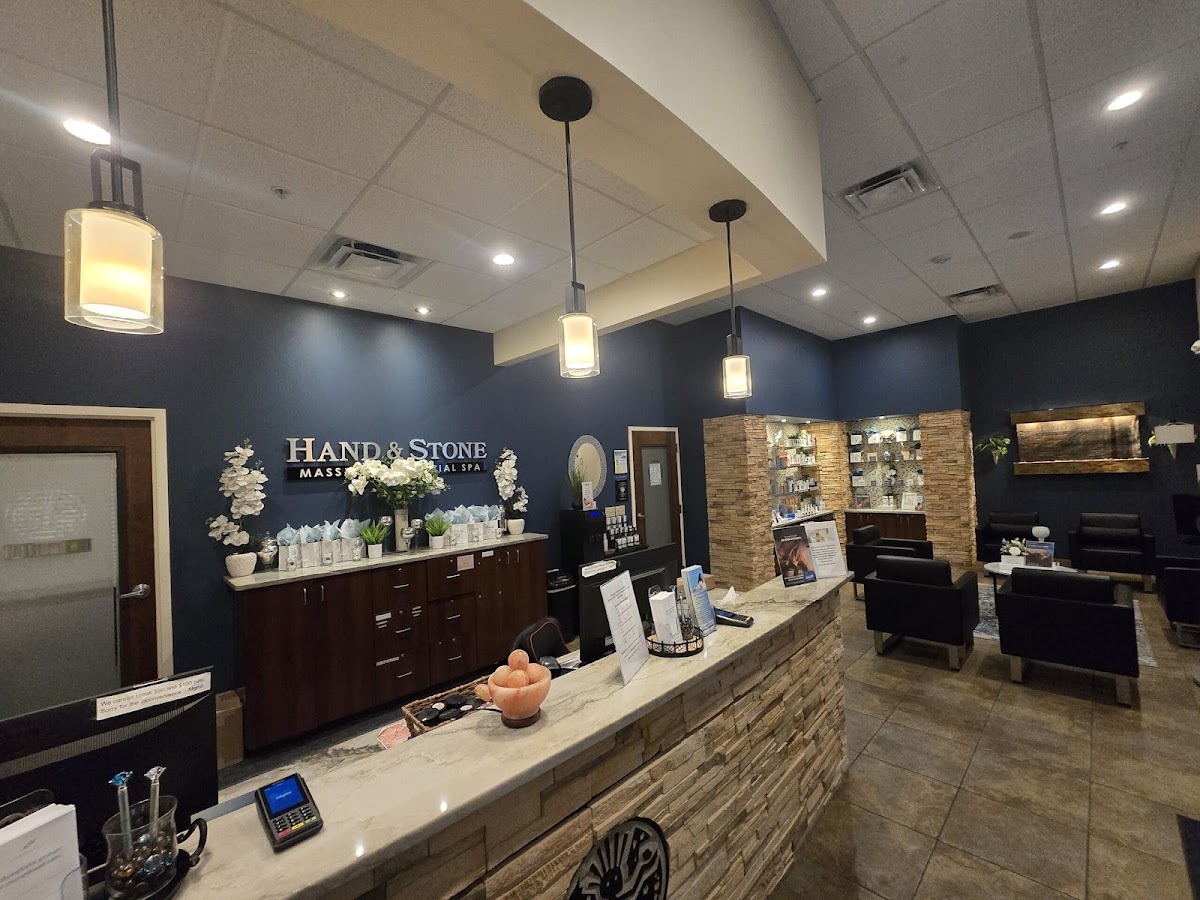Hand & Stone Massage and Facial Spa in Lakewood Ranch, FL