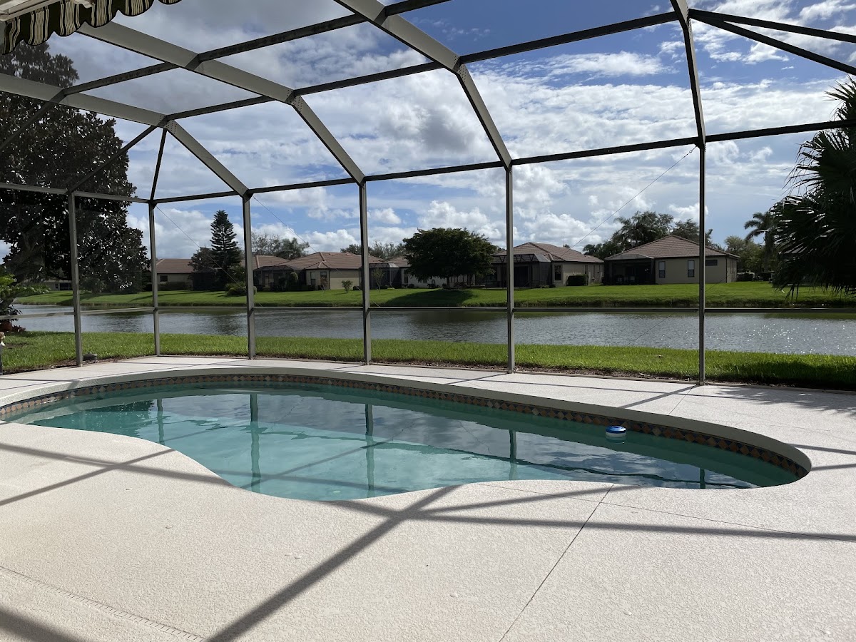 Best Pool Services in Lakewood Ranch, FL