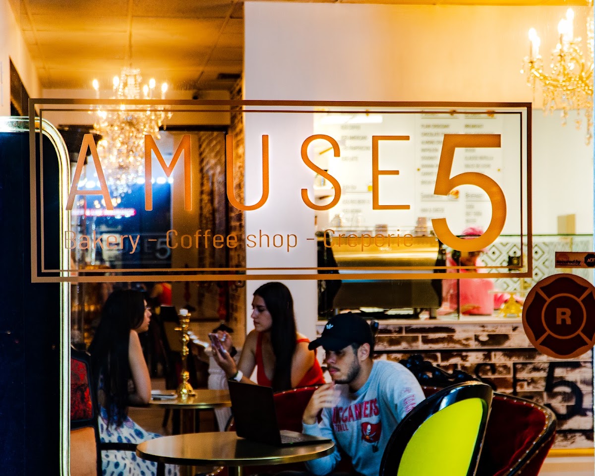 Amuse 5 Bakery in Lakewood Ranch, FL