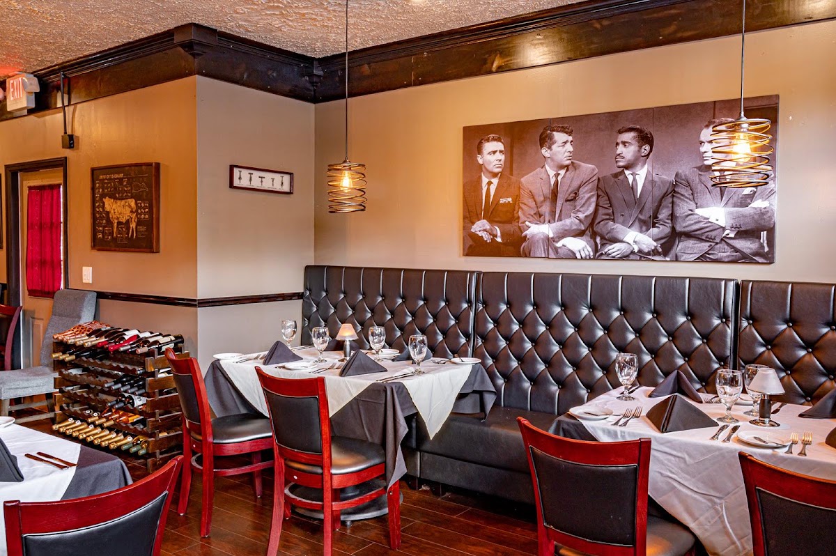 Michael John's - French-American Steakhouse in Lakewood Ranch, FL