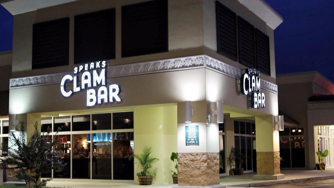 Speaks Clam Bar - Italian & Seafood - Lakewood Ranch in Lakewood Ranch, FL