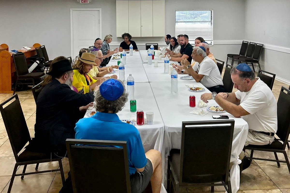 Chabad Lubavitch of Sarasota & Manatee Counties in Lakewood Ranch, FL