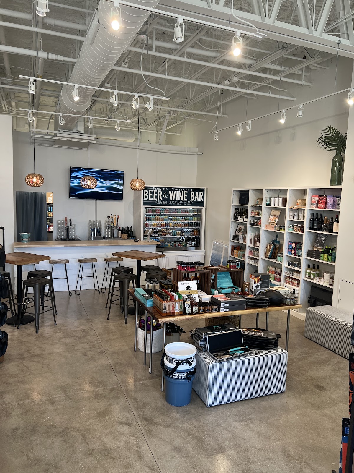 Florida Provisions Co. in Lakewood Ranch, FL