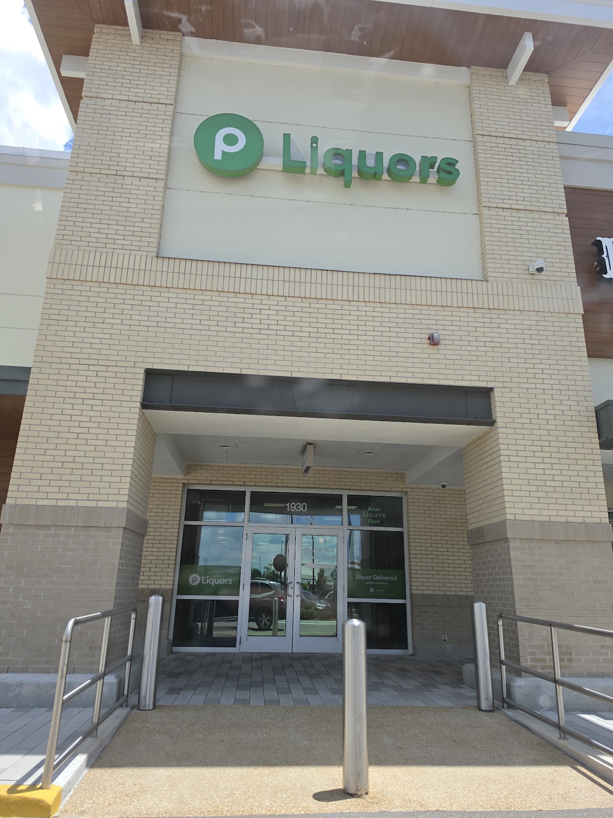 Publix Liquors at Fruitville Farms in Lakewood Ranch, FL