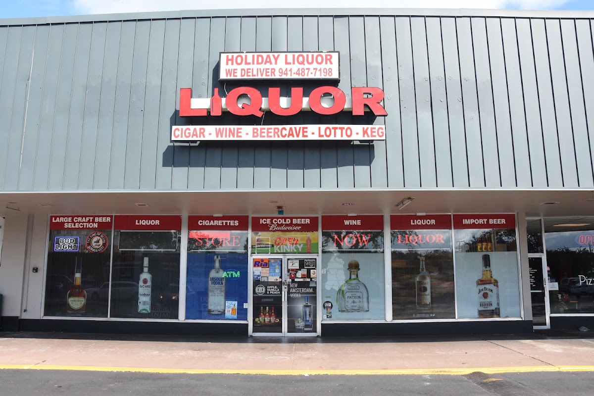 Holiday Liquors wine beer & smoke in Lakewood Ranch, FL