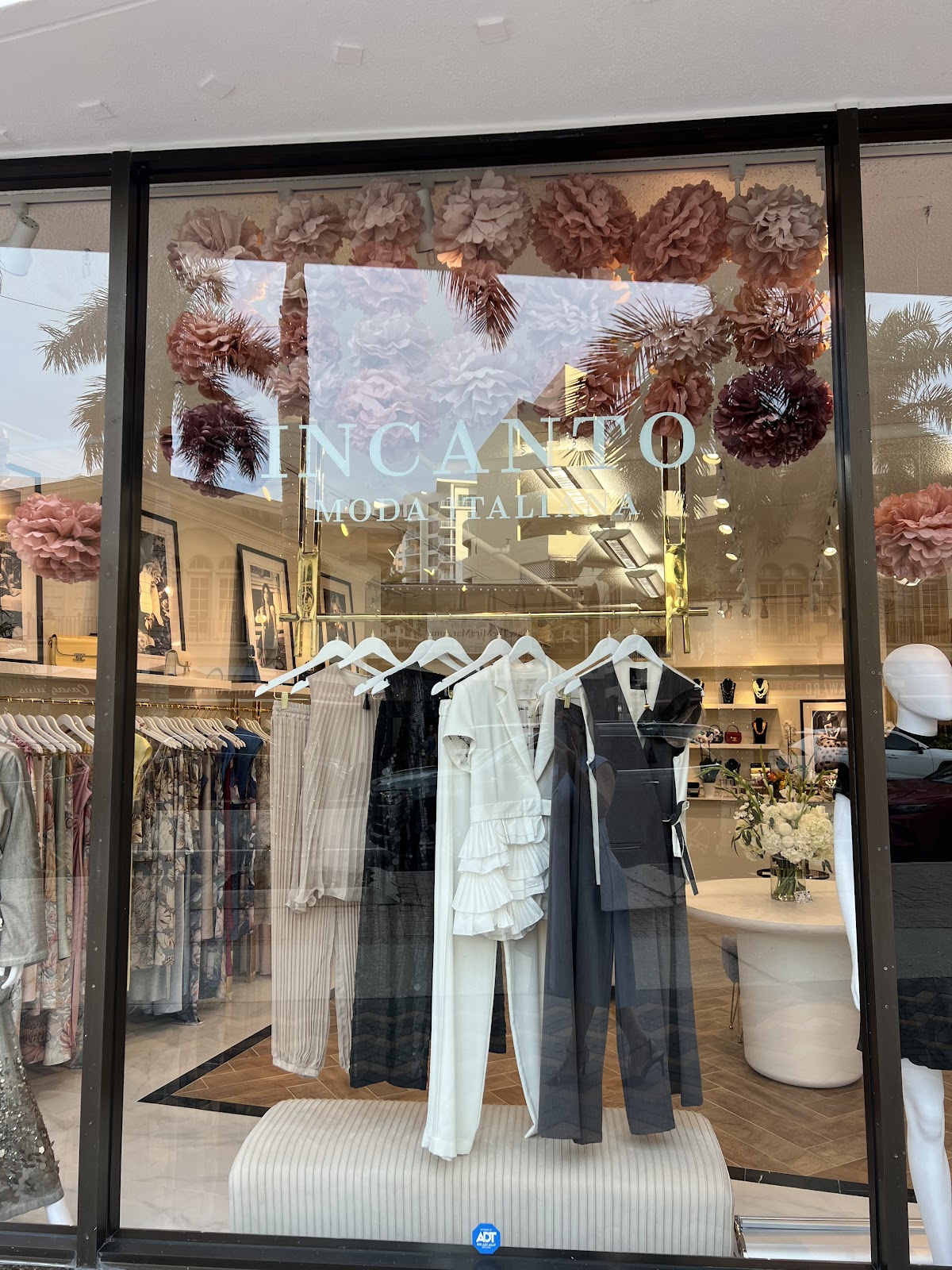 Incanto Moda Italiana Boutique in Lakewood Ranch, FL