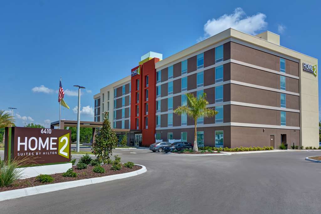 Home2 Suites by Hilton Sarasota I-75 Bee Ridge in Lakewood Ranch, FL