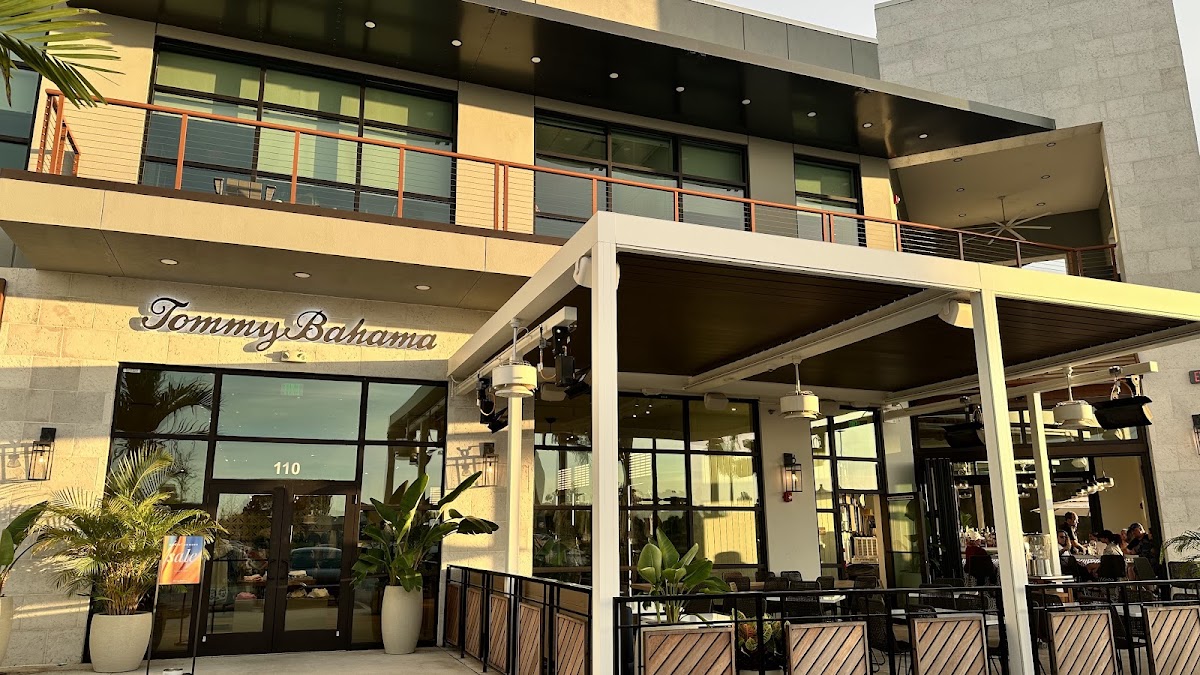 Tommy Bahama Marlin Bar in Lakewood Ranch, FL