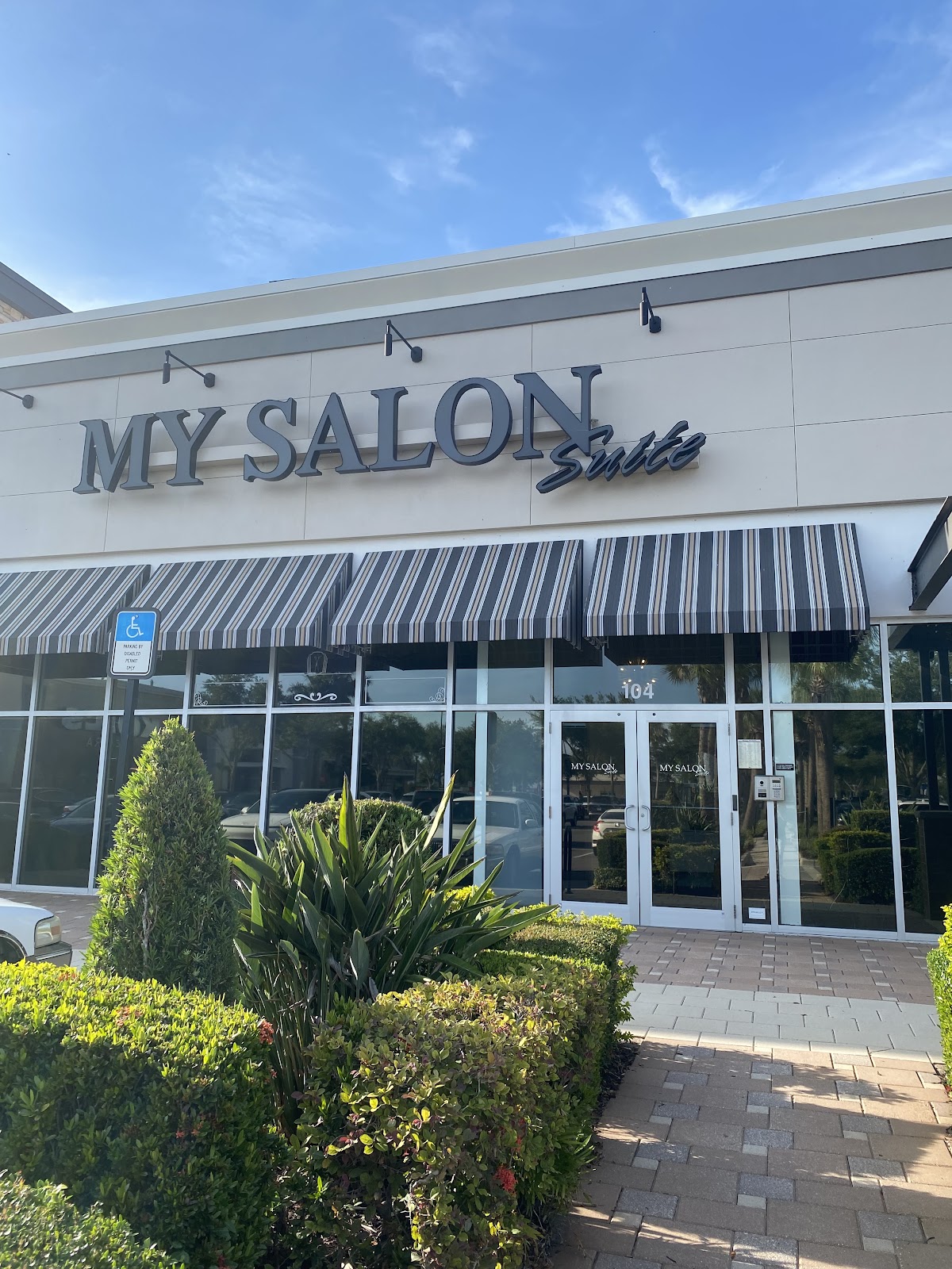 HairWorx in Lakewood Ranch, FL