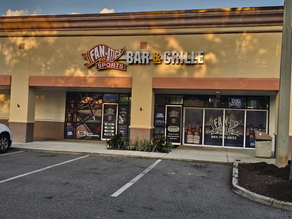 Fanatics Sports Bar & Grill in Lakewood Ranch, FL