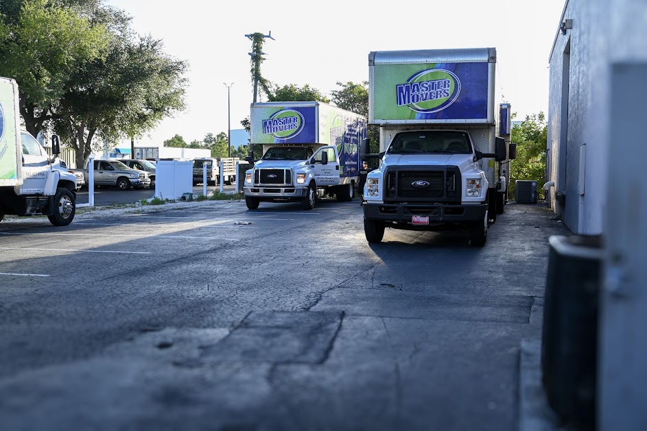 Happy Helpers Moving Co in Lakewood Ranch, FL