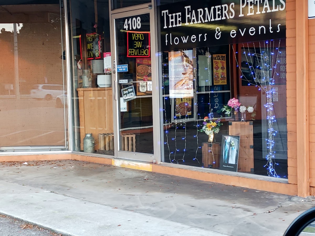 The Farmers Petals in Lakewood Ranch, FL