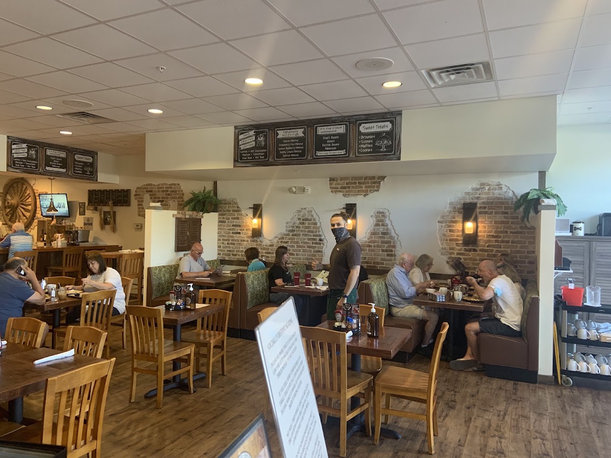 The Granary Breakfast & Lunch Restaurant in Lakewood Ranch, FL