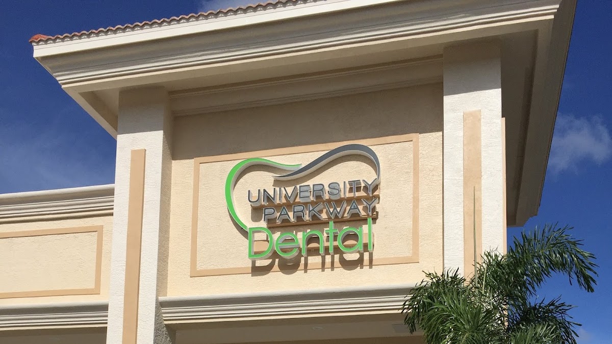 University Parkway Dental in Lakewood Ranch, FL
