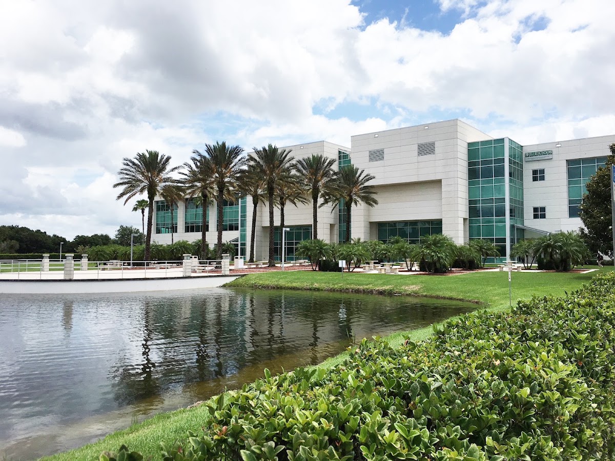 Lake Erie College of Osteopathic Medicine (LECOM) - Bradenton in Lakewood Ranch, FL