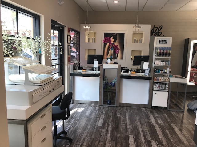 Yellow Strawberry Salon at Lakewood Ranch in Lakewood Ranch, FL