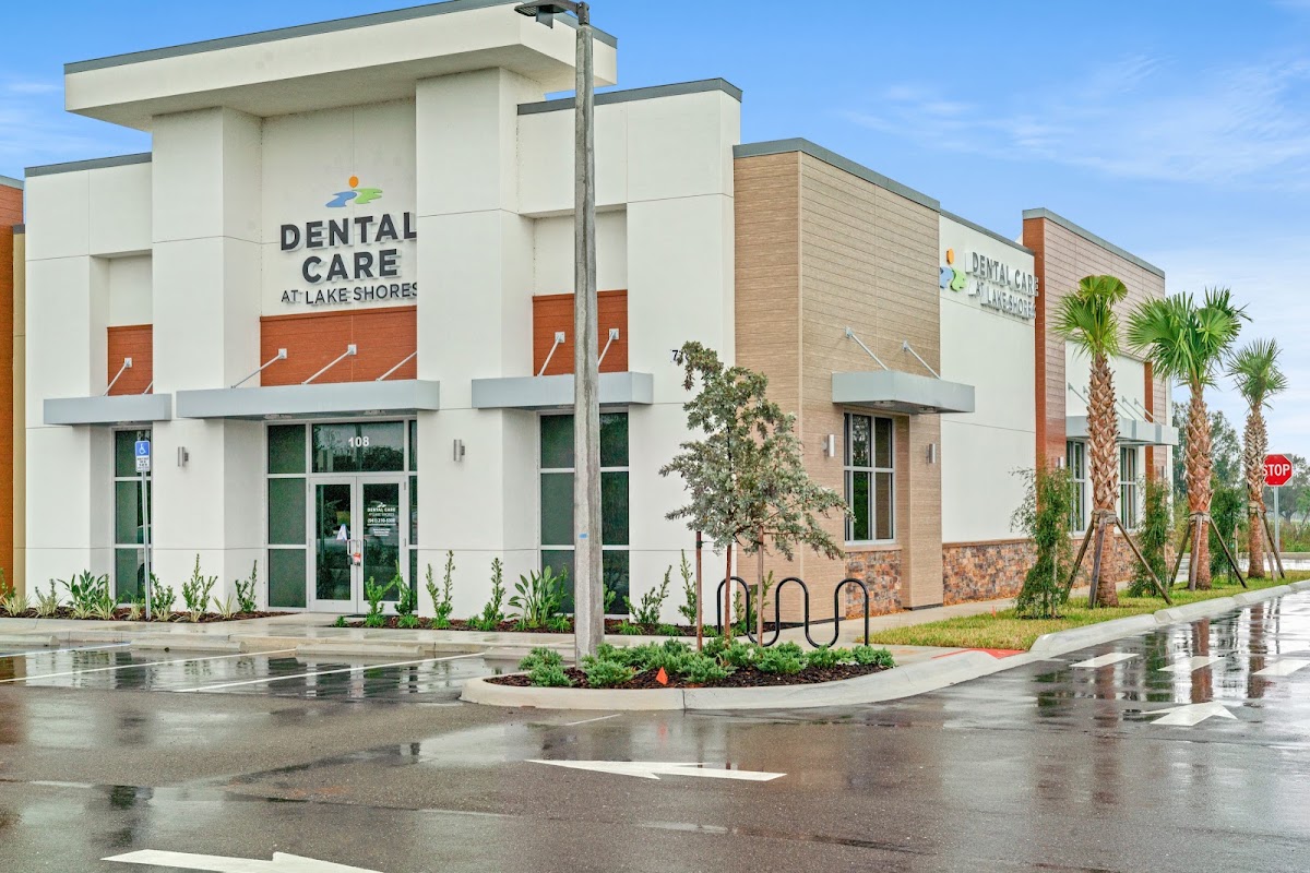 Dental Care at Lake Shores in Lakewood Ranch, FL