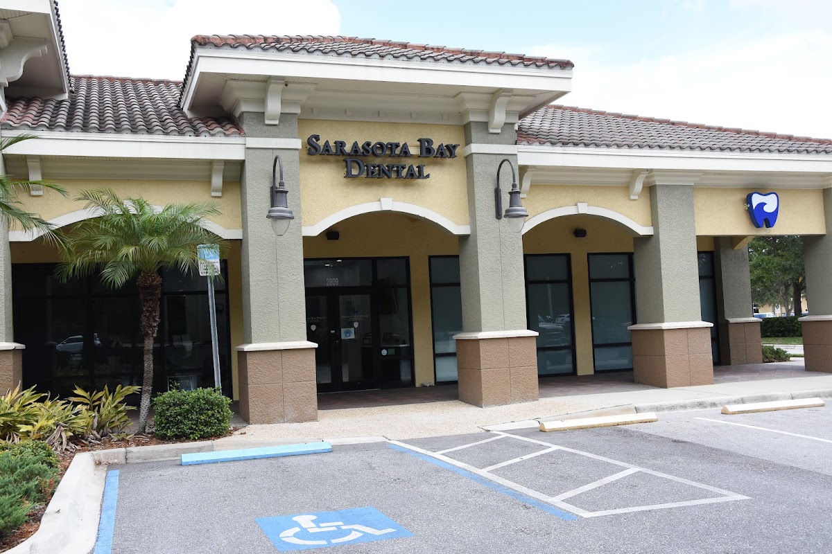 Sarasota Bay Dental in Lakewood Ranch, FL