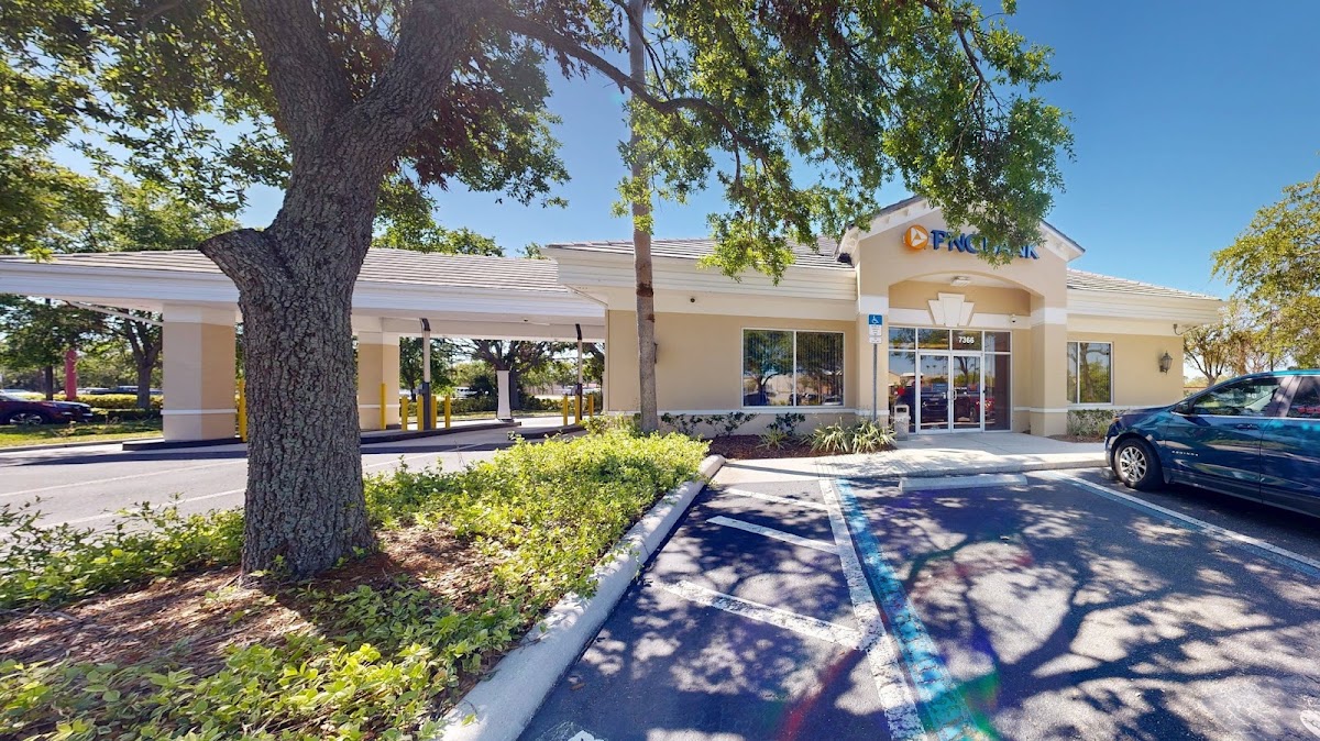 PNC Bank in Lakewood Ranch, FL