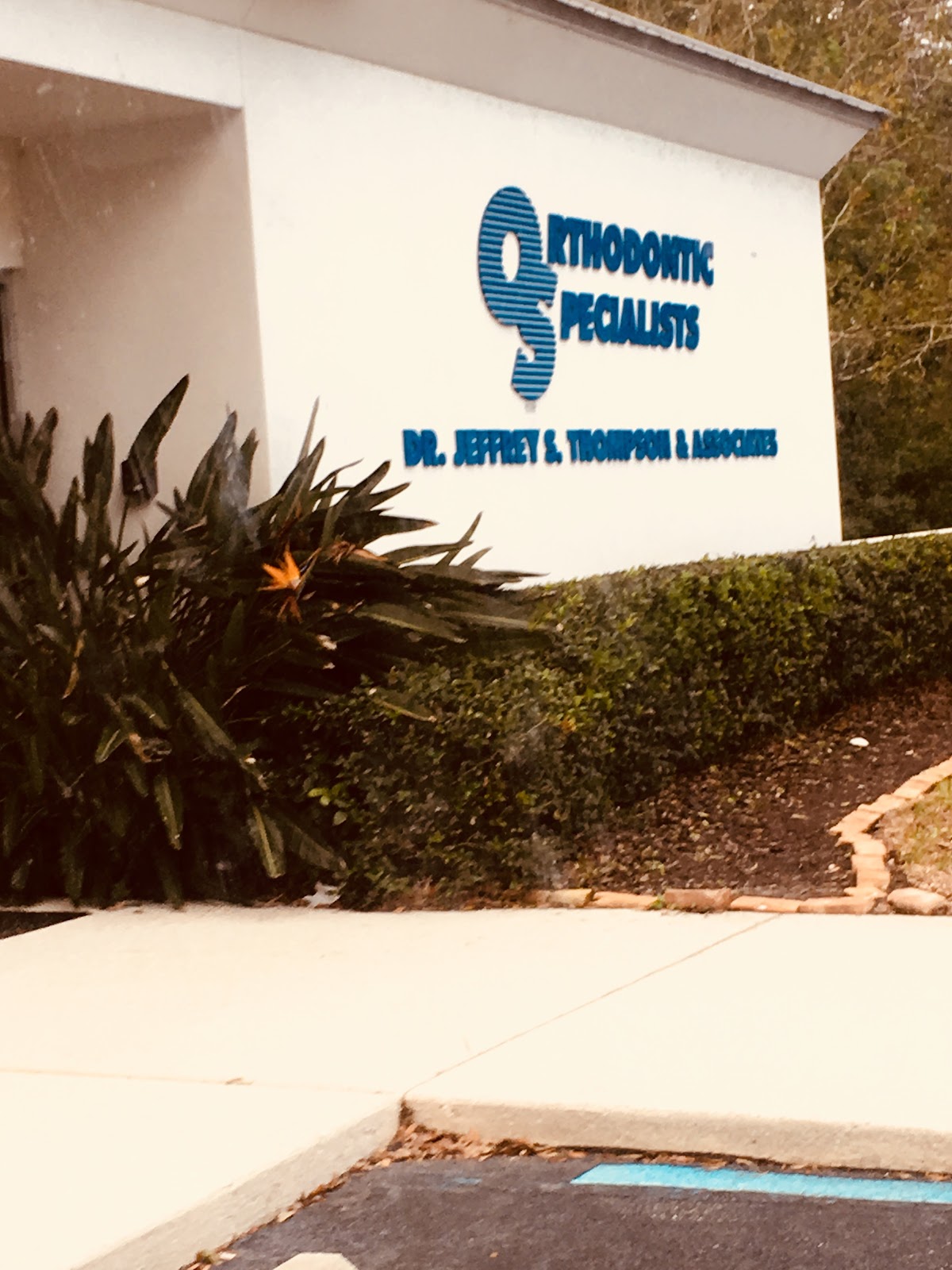 Thompson Jeffery S DDS in Lakewood Ranch, FL