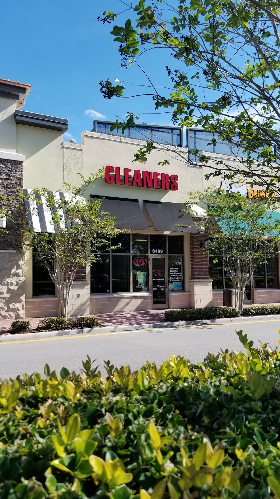 University Place Cleaners in Lakewood Ranch, FL