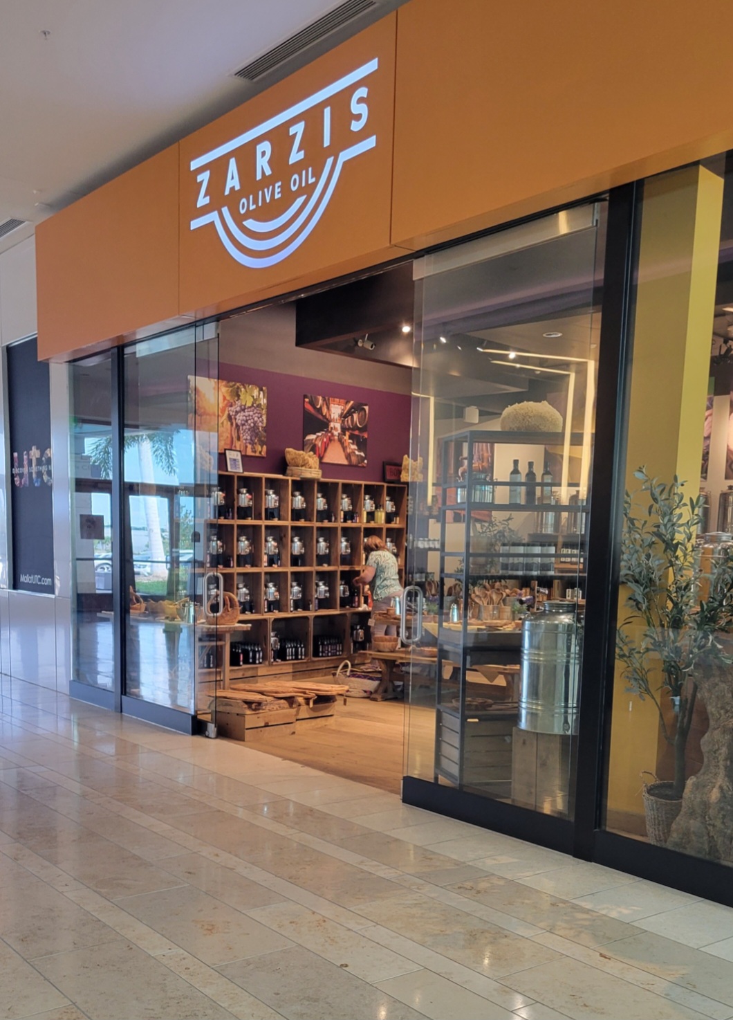 Zarzis Olive Oil in Lakewood Ranch, FL