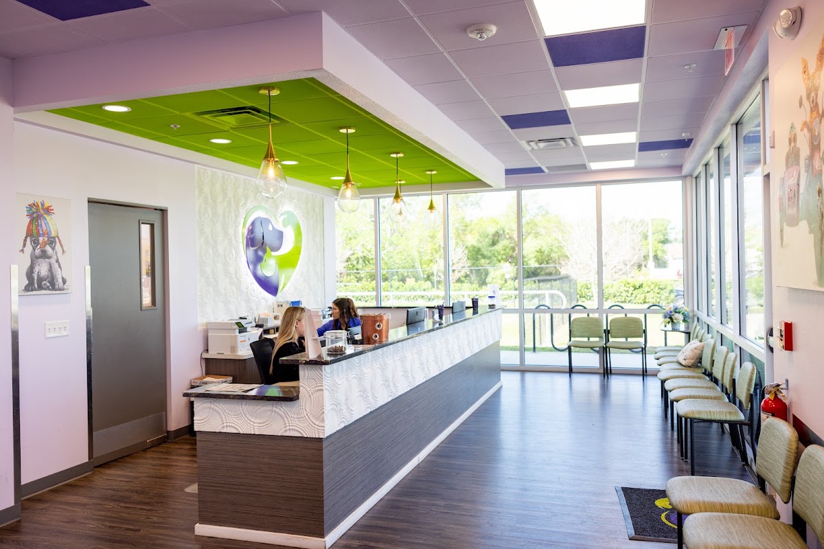 Parkway Veterinary Center in Lakewood Ranch, FL