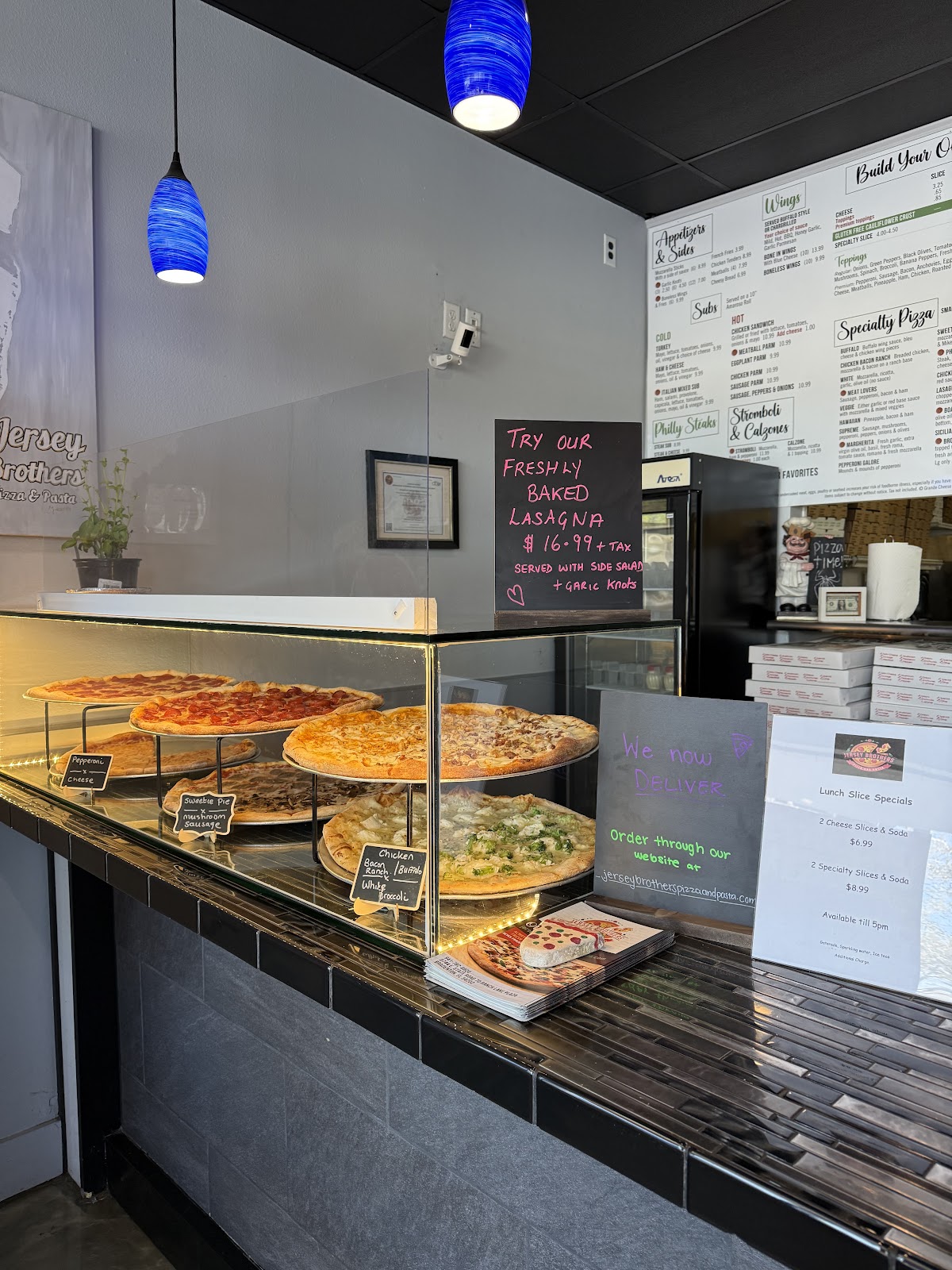 Jersey Brothers Pizza & Pasta in Lakewood Ranch, FL