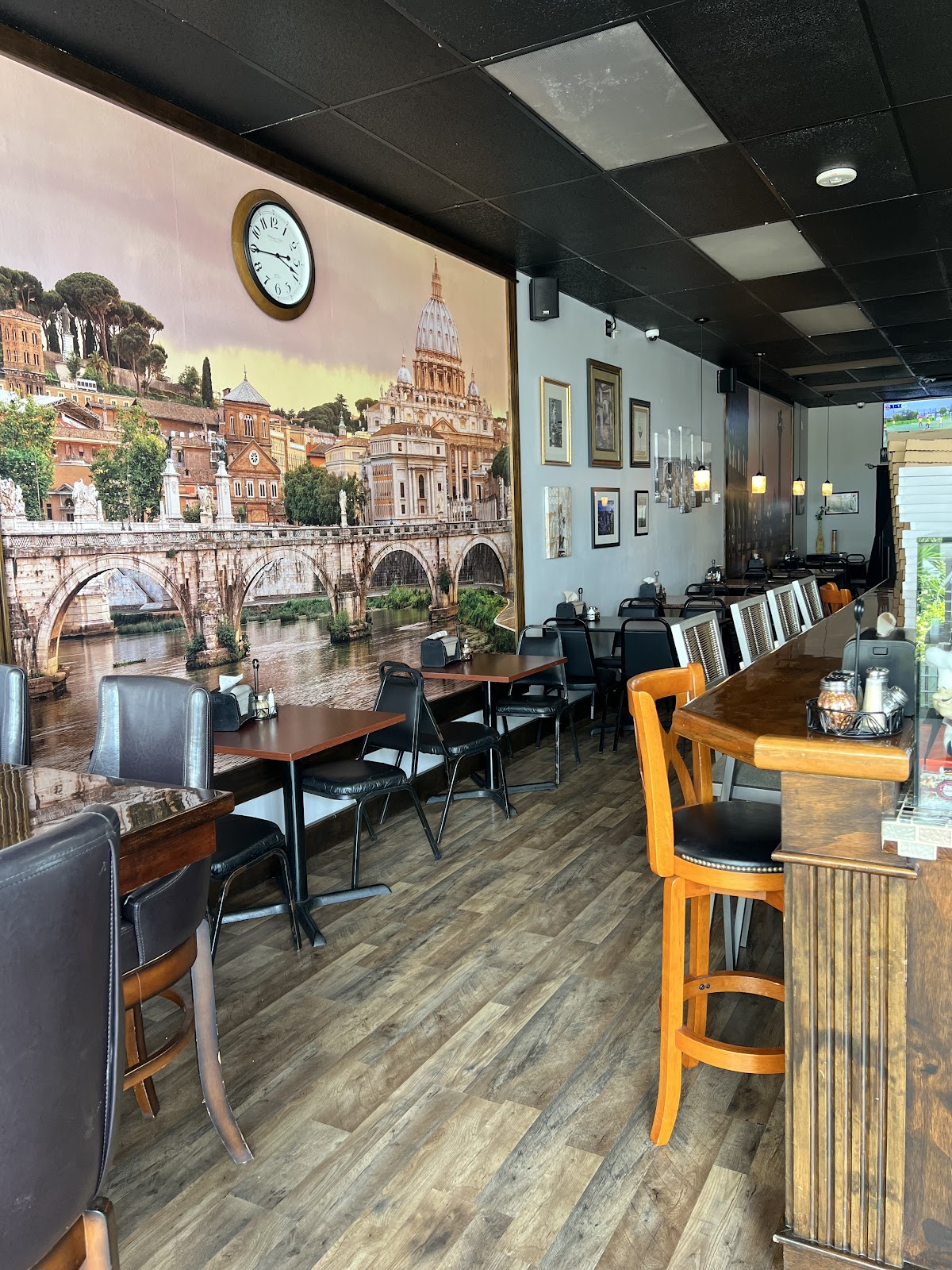 Attardi's Pizzeria in Lakewood Ranch, FL