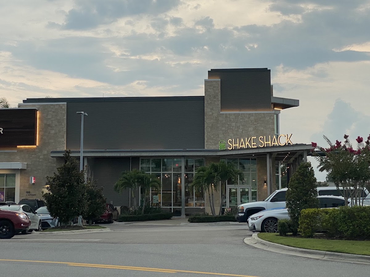 Shake Shack UTC Sarasota in Lakewood Ranch, FL
