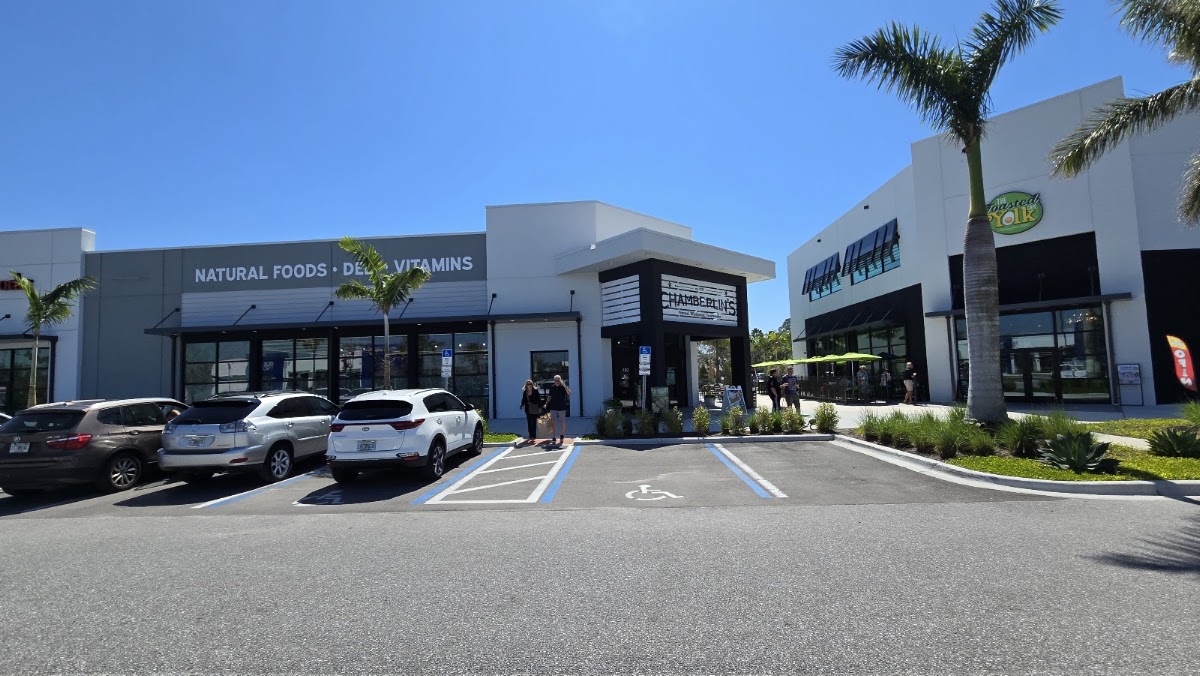 Chamberlin's Natural Foods in Lakewood Ranch, FL